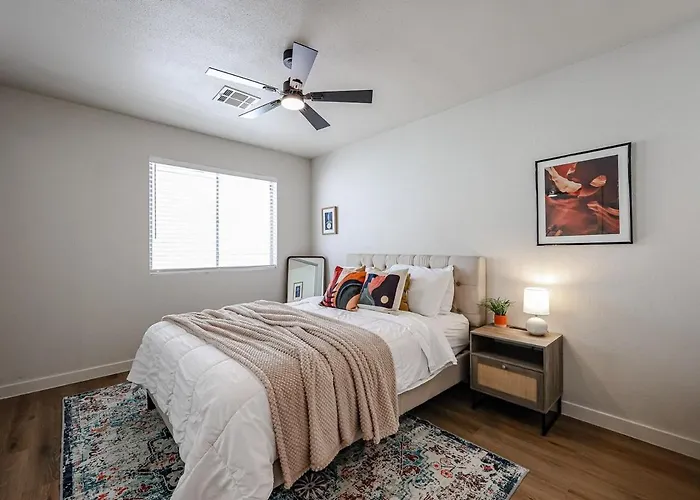 #3 Blue Skies Midtown Retreat Comfy Affordable *